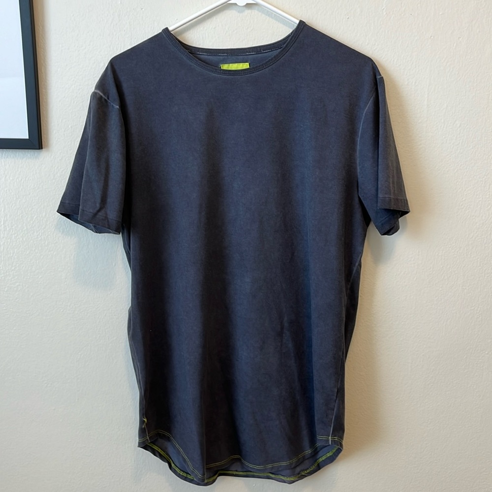 Cuts rare Friday projects elongated short sleeve